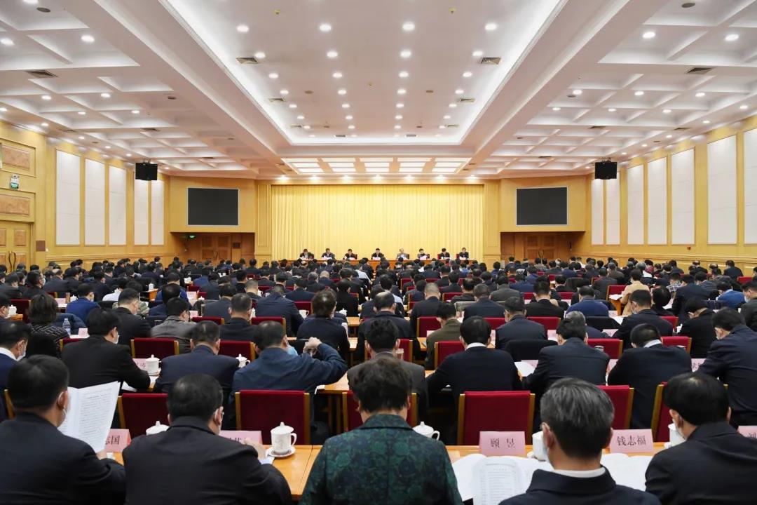 重磅！2021年建筑业如何发展，住建部会议传递重要信号！